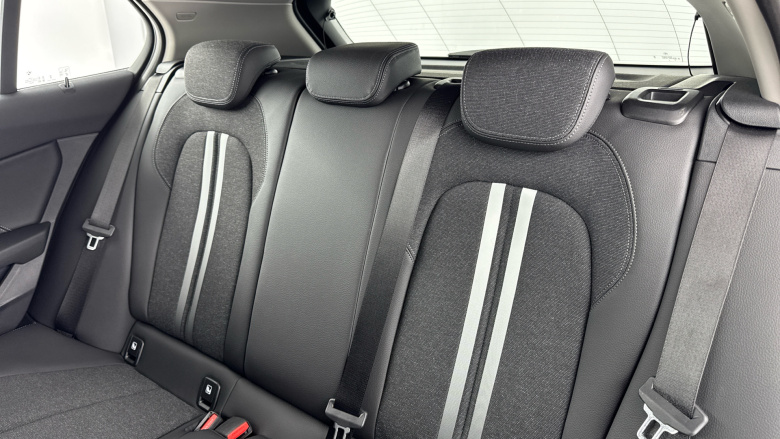 BMW 1 Series 118i Sport 5dr Step Auto Petrol Hatchback